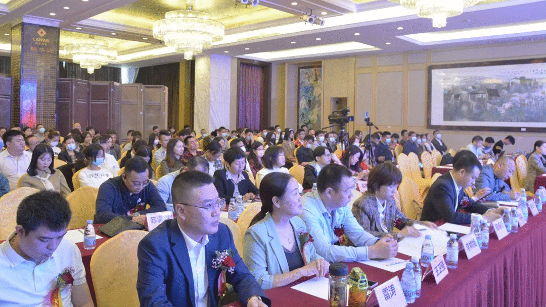 傲馬公司抖音短視頻營銷培訓頒獎 傲馬公司抖音短視頻營銷培訓頒獎