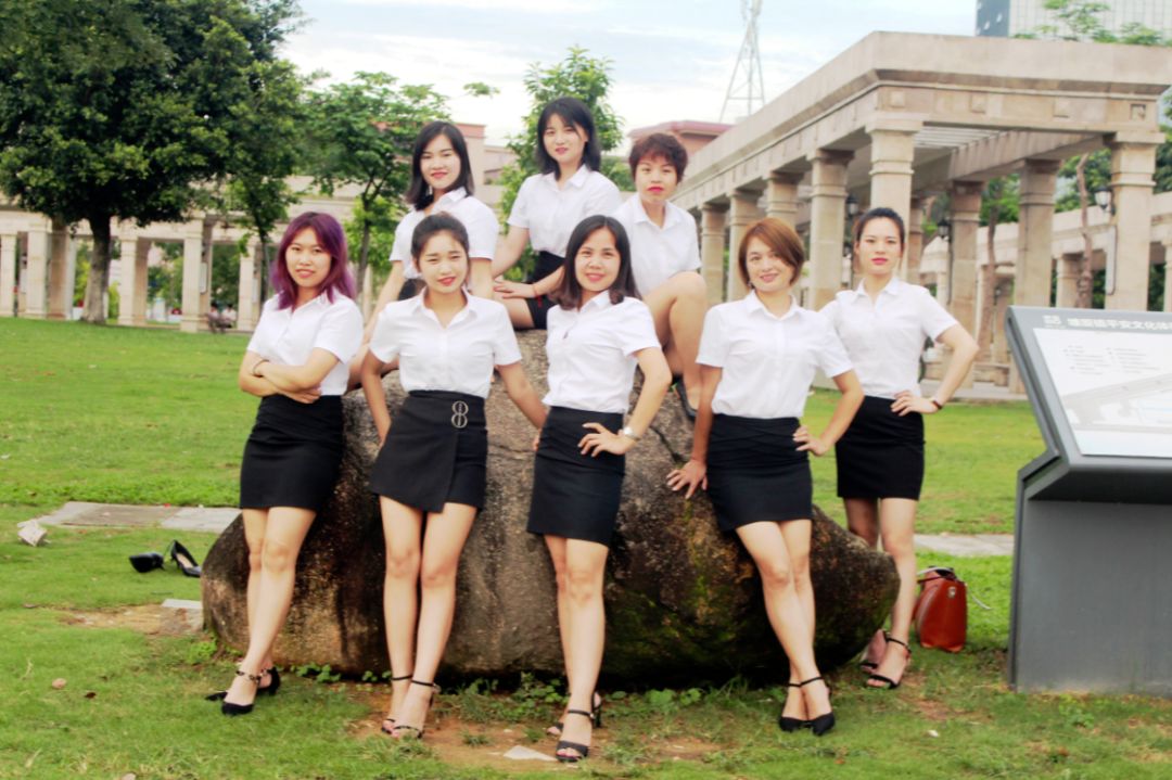 瀾速激光娘子軍網銷團隊 瀾速激光娘子軍網銷團隊